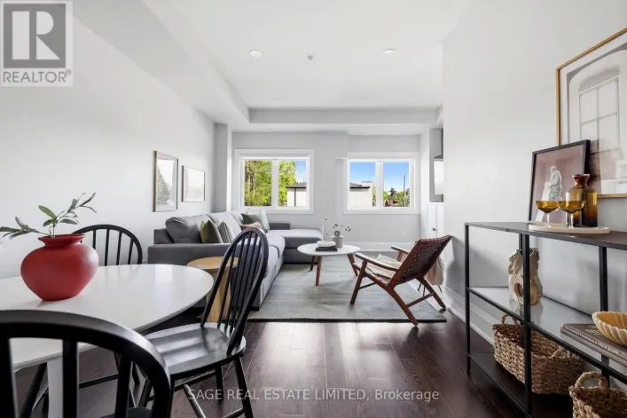 TH4 - 6 KALMAR AVENUE, Toronto