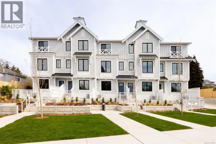 TH4 630 Gorge Rd W, Saanich