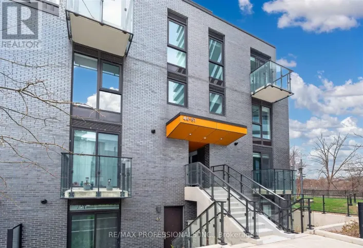 TH48 - 10 BRIN DRIVE, Toronto