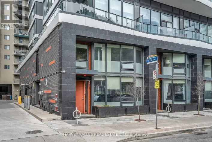 TH5 - 85 WOOD STREET, Toronto