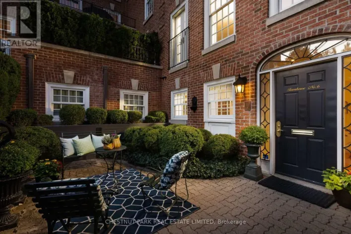 TH6 - 94 CRESCENT ROAD, Toronto