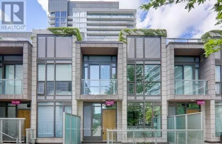 TH7 - 121 MCMAHON DRIVE, Toronto