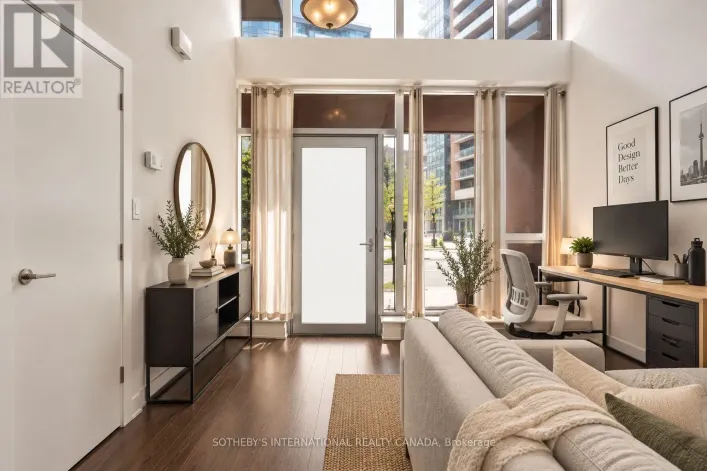 TH7 - 20 BRUYERES MEWS, Toronto