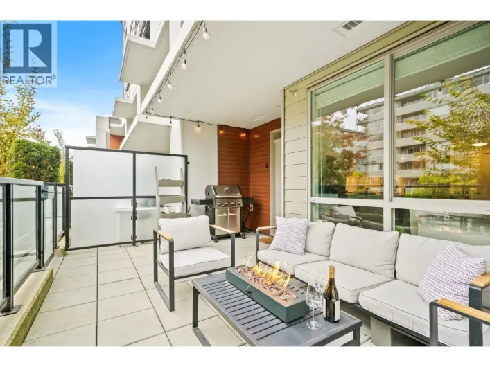 TH8 108 E 8TH STREET, North Vancouver