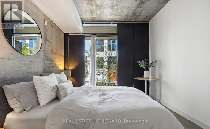 TH9 - 25 STAFFORD STREET, Toronto