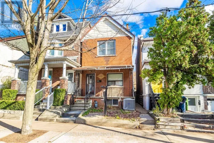 TOP FLOOR - 171 CHRISTIE STREET, Toronto