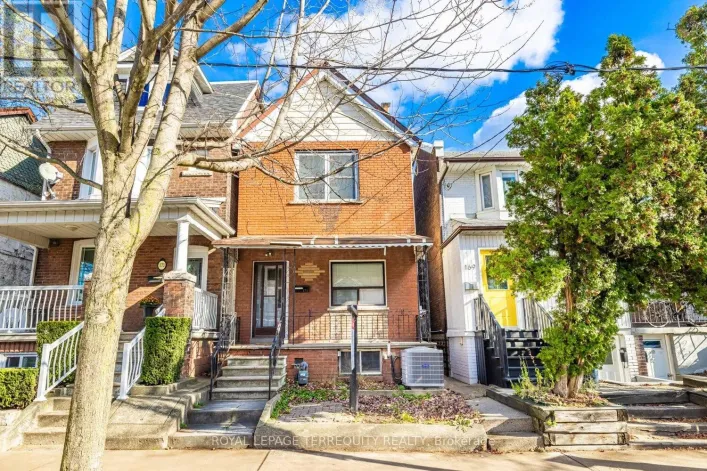 TOP FLOOR - 171 CHRISTIE STREET, Toronto