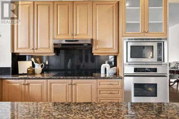 TPH4 - 35 KINGSBRIDGE GARDEN CIRCLE, Mississauga
