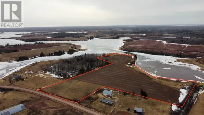 Trout River Road, Carleton