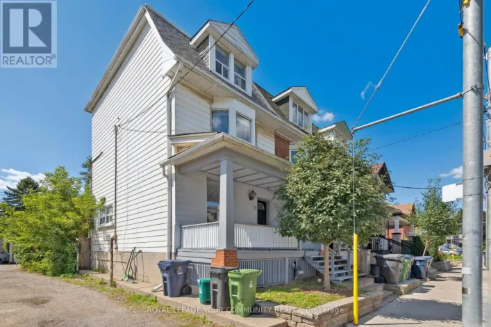 UNIT 1 - 10 COXWELL AVENUE, Toronto