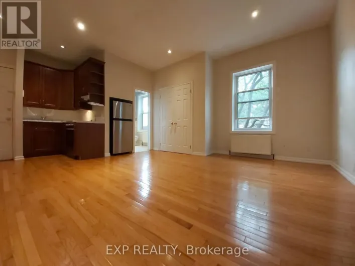 UNIT #1 - 195 CARLTON STREET, Toronto