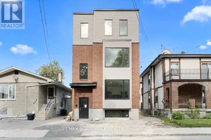Fourplex for rent: UNIT 1 - 315 SAVARD AVENUE, Ottawa