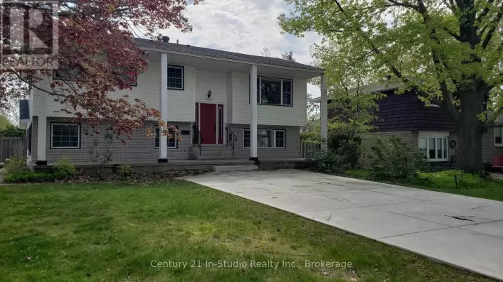 UNIT 1 - 696 CHRISTOPHER DRIVE, Saugeen Shores