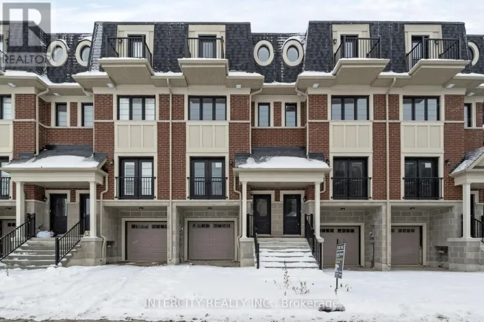 UNIT 11 - 43 MARRET LANE, Clarington