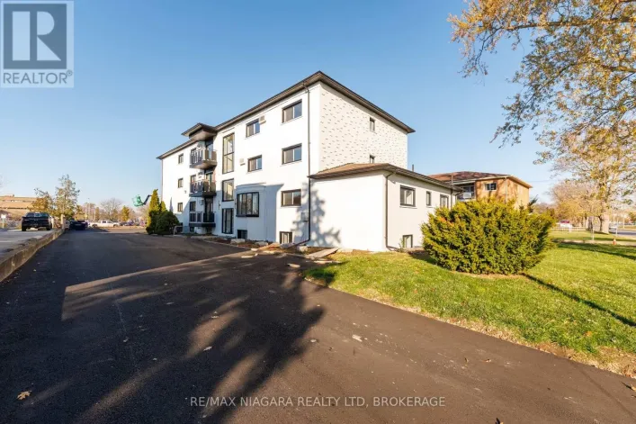 UNIT 12 - 141 PLYMOUTH ROAD, Welland