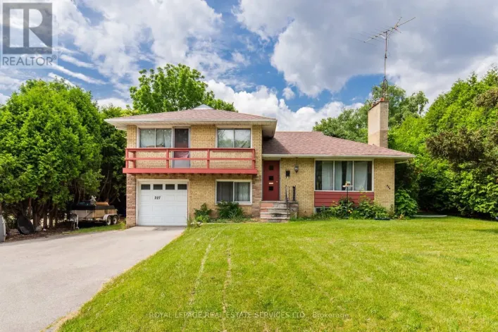 UNIT #2 - 227 LAKESHORE ROAD W, Oakville