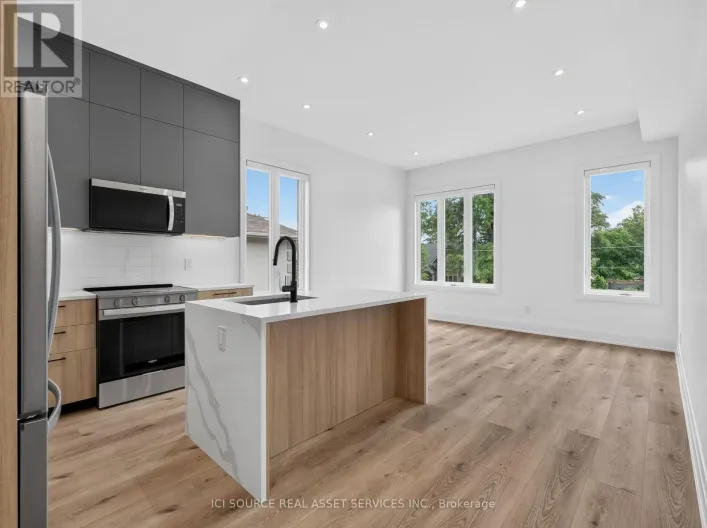 UNIT 2 - 28 NORCROSS ROAD, Toronto