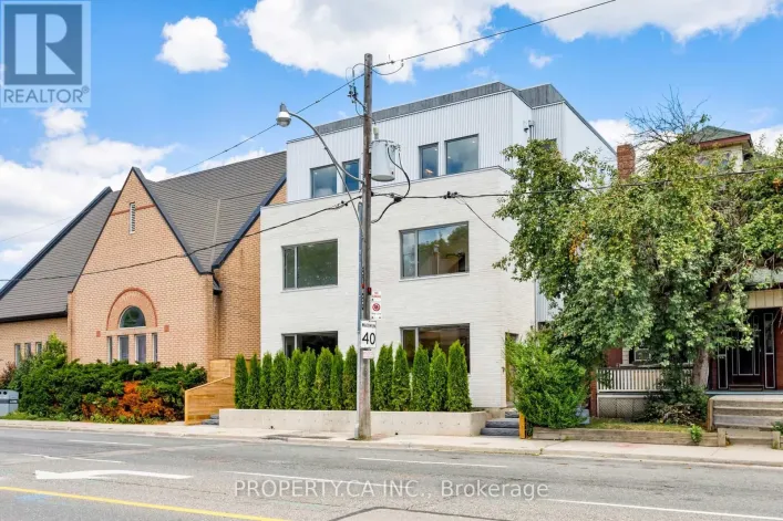 UNIT #2 - 301 KEELE STREET, Toronto