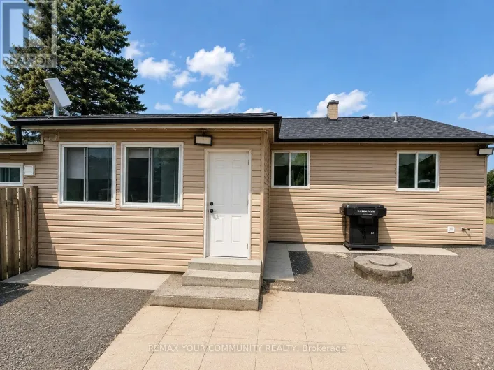 UNIT 2 - 3745 LLOYDTOWN-AURORA ROAD, King