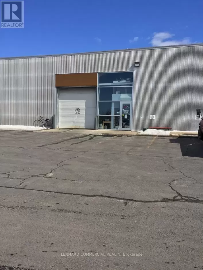 UNIT 3 - 1084 KENASTON STREET, Ottawa