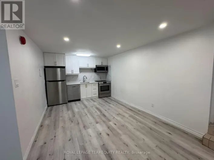 UNIT 3 - 118 CHRISTIE STREET, Toronto