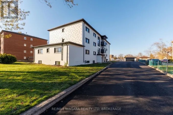 UNIT 3 - 141 PLYMOUTH ROAD, Welland