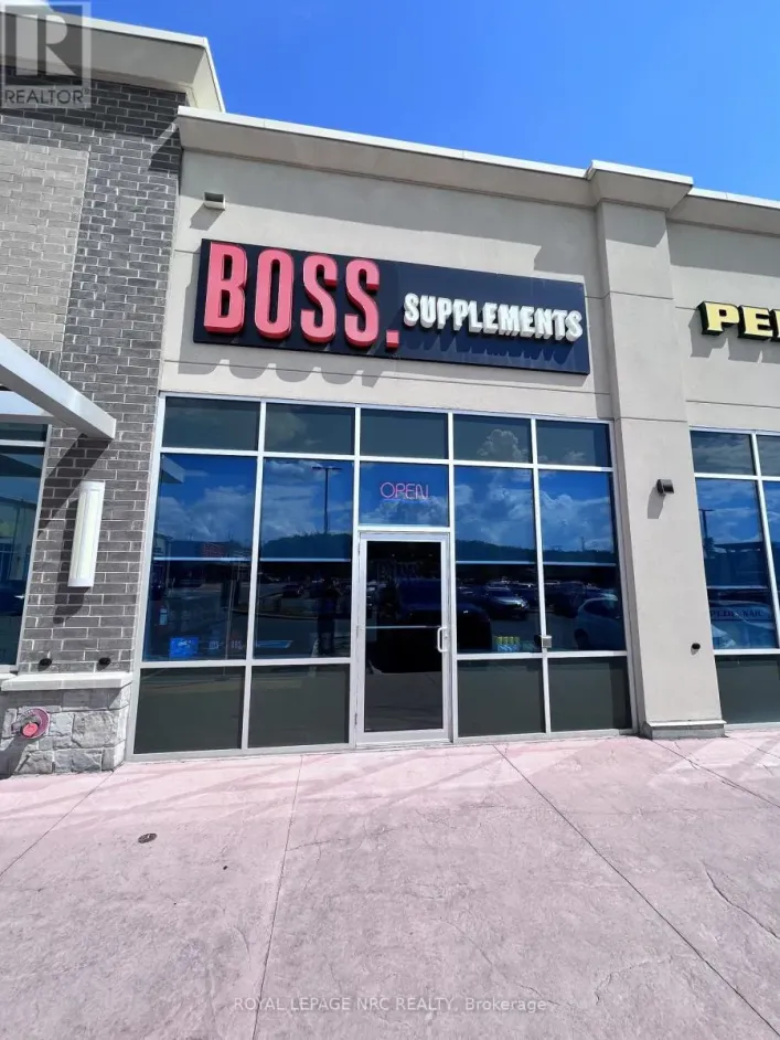 UNIT 3 - 1911 IRONOAK WAY, Oakville