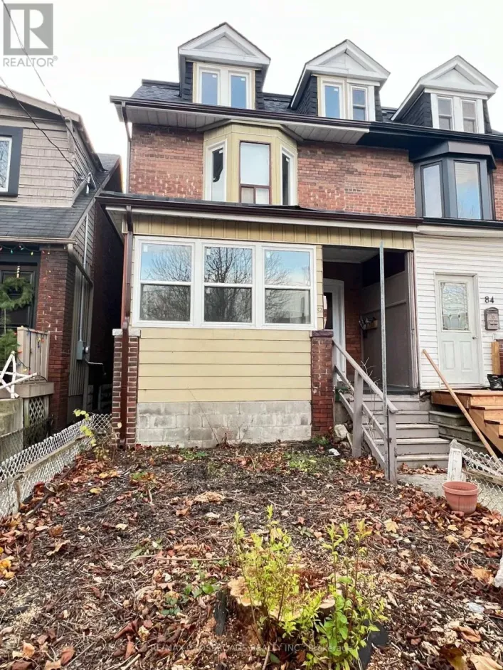 UNIT 3 - 82 CURZON STREET, Toronto