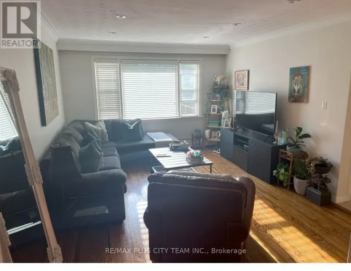 UNIT 3 - 9 THIRTY FIFTH STREET, Toronto