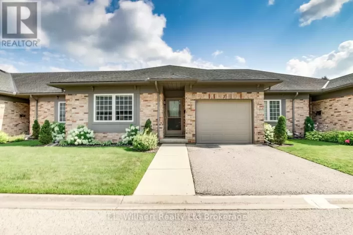 UNIT 4 - 7-105 KING STREET, Tillsonburg