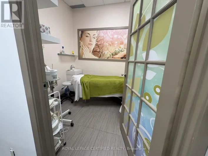 UNIT 4 -   PART A - 925 MAIN STREET E, Milton