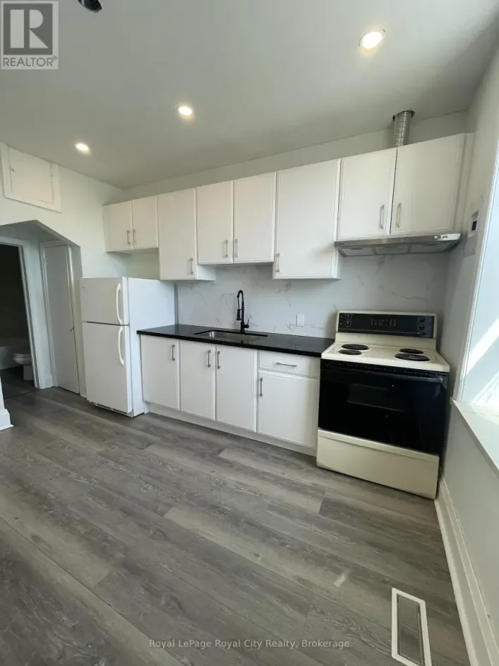 UNIT 6 - 21 GORDON STREET, Guelph