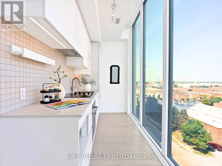 UNIT 811 - 950 PORTAGE PARKWAY, Vaughan