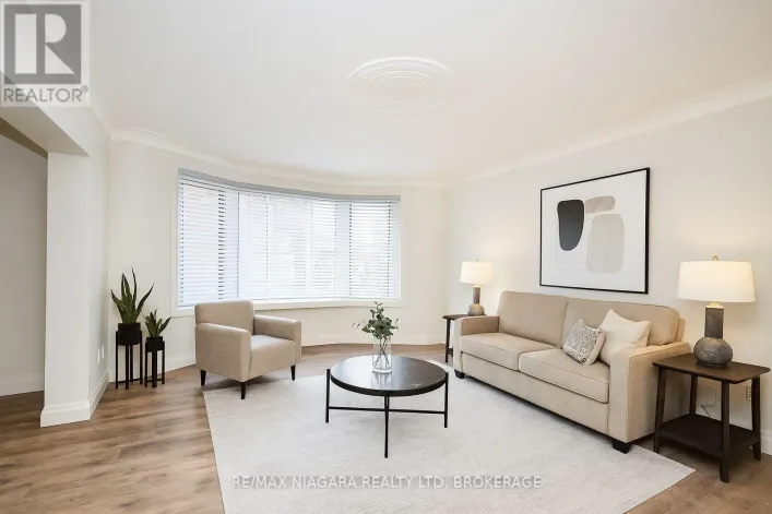 UNIT 9 - 141 PLYMOUTH ROAD, Welland