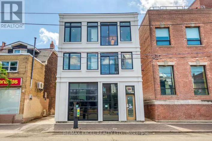 UNIT A - 923 COLLEGE STREET, Toronto