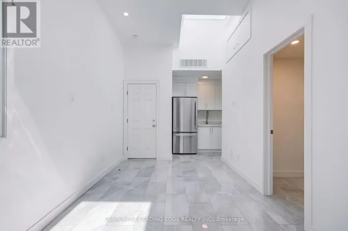 UNIT B - 1375 BATHURST STREET, Toronto