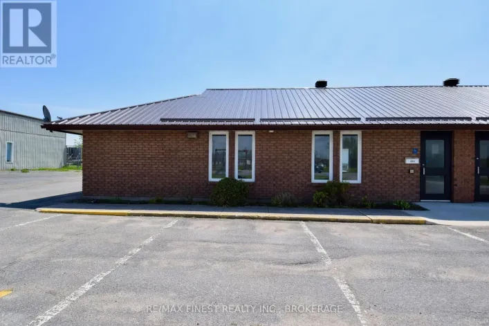 UNIT B - 20 RICHMOND BOULEVARD, Greater Napanee