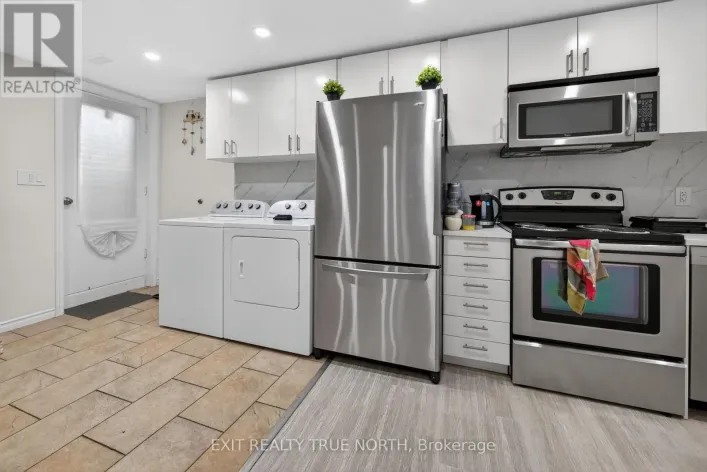 UNIT B - 92 ABERDEEN AVENUE, Vaughan
