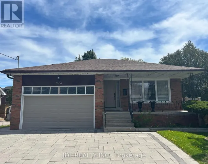 UNIT B - 973 WILLOWDALE AVE AVENUE, Toronto