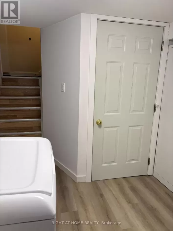 UNIT BSMT - 85 FLORAL PARKWAY, Toronto