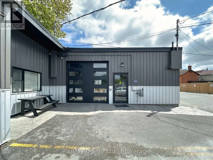 UNIT C - 14 NORTH FRONT STREET, Belleville