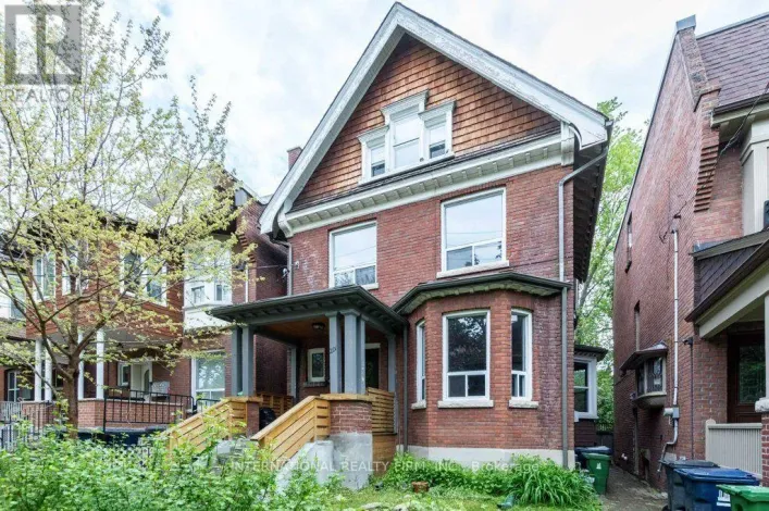 UNIT C - 201 MADISON AVENUE E, Toronto