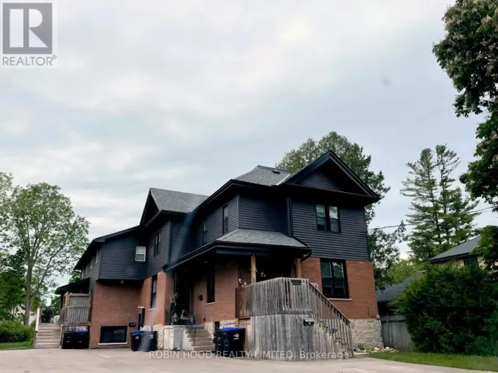 UNIT D - 120 BIRCH STREET, Collingwood