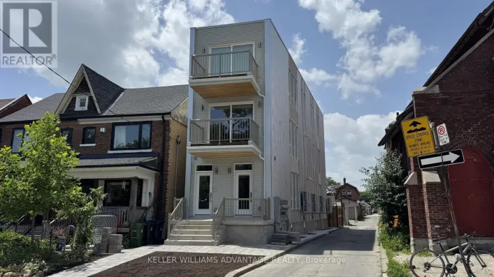 UNIT D - 616 DELAWARE AVENUE N, Toronto