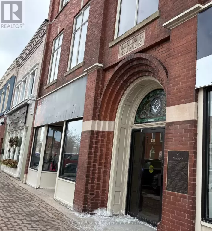 UNIT E - 39 WEST STREET, Goderich)