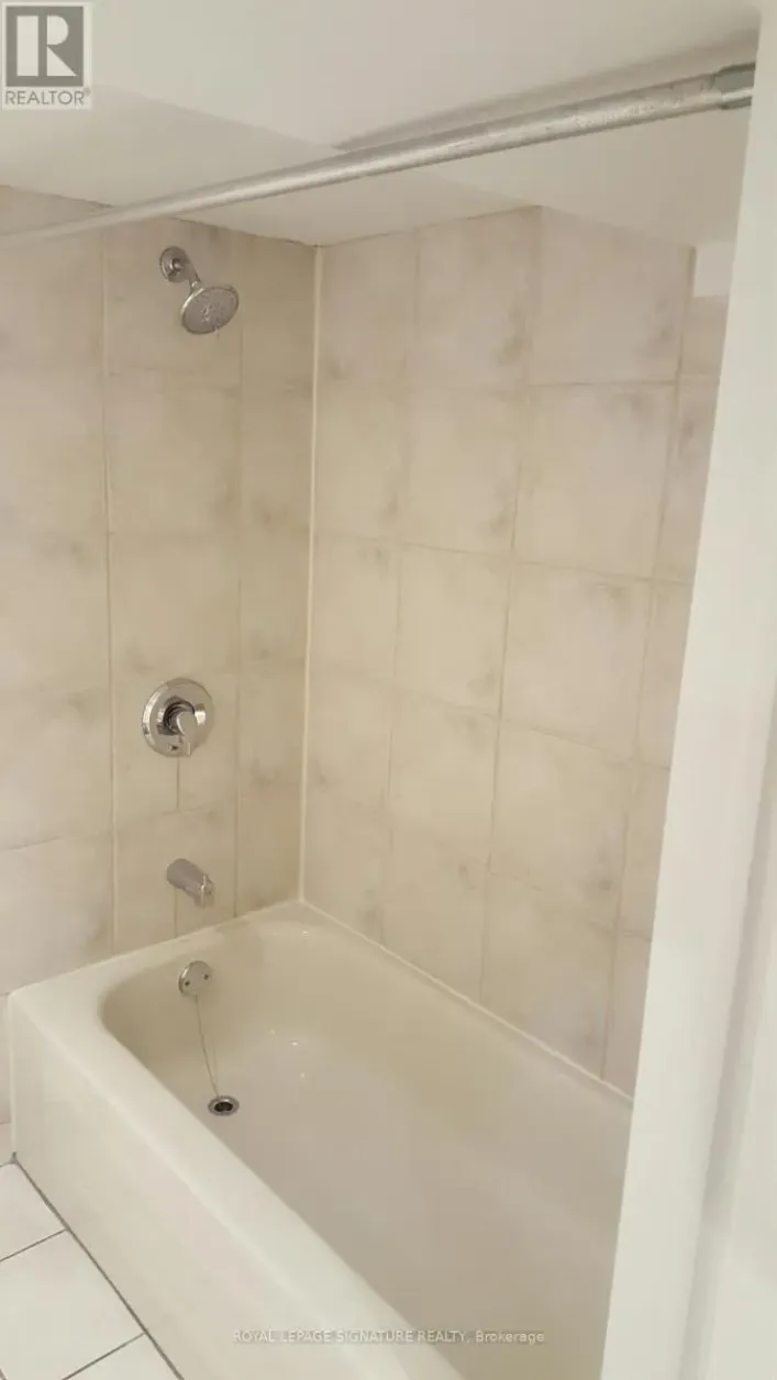 UNIT LOWER 1 - 27 HILLSBORO AVENUE, Toronto