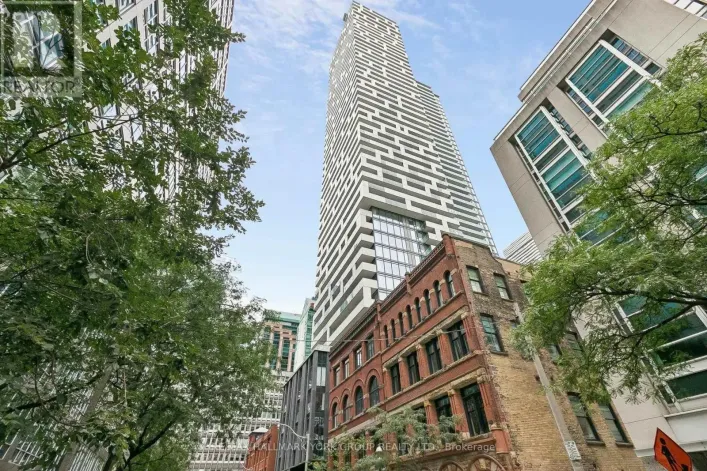 UPH01 - 20 LOMBARD STREET, Toronto