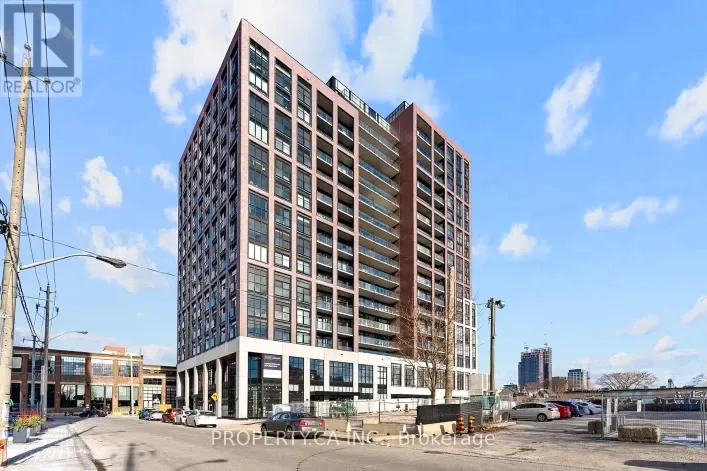 Apartment for sale: UPH02 - 181 STERLING ROAD, Toronto