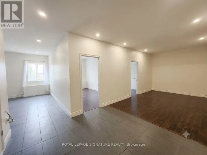 UPPER 1 - 15 BARRIE STREET, Bradford West Gwillimbury