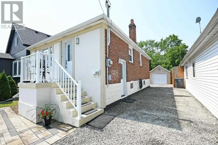 UPPER - 1072 ALEXANDRA AVENUE, Mississauga